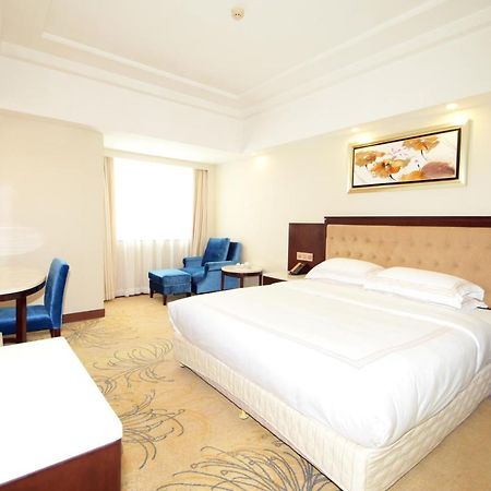 Overseas Chinese Friendship Hotel Guangzhou Buitenkant foto