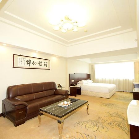 Overseas Chinese Friendship Hotel Guangzhou Buitenkant foto