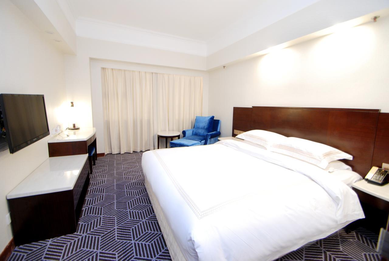 Overseas Chinese Friendship Hotel Guangzhou Buitenkant foto