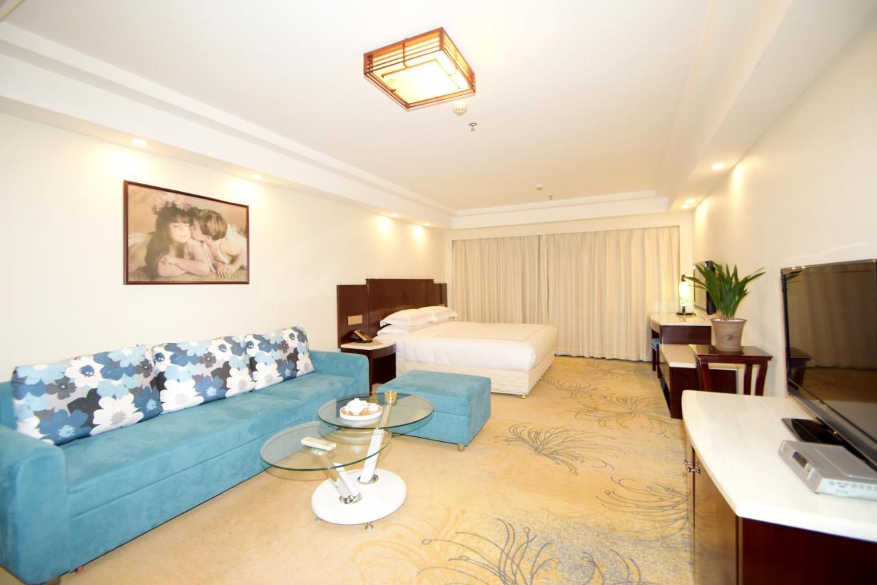 Overseas Chinese Friendship Hotel Guangzhou Buitenkant foto