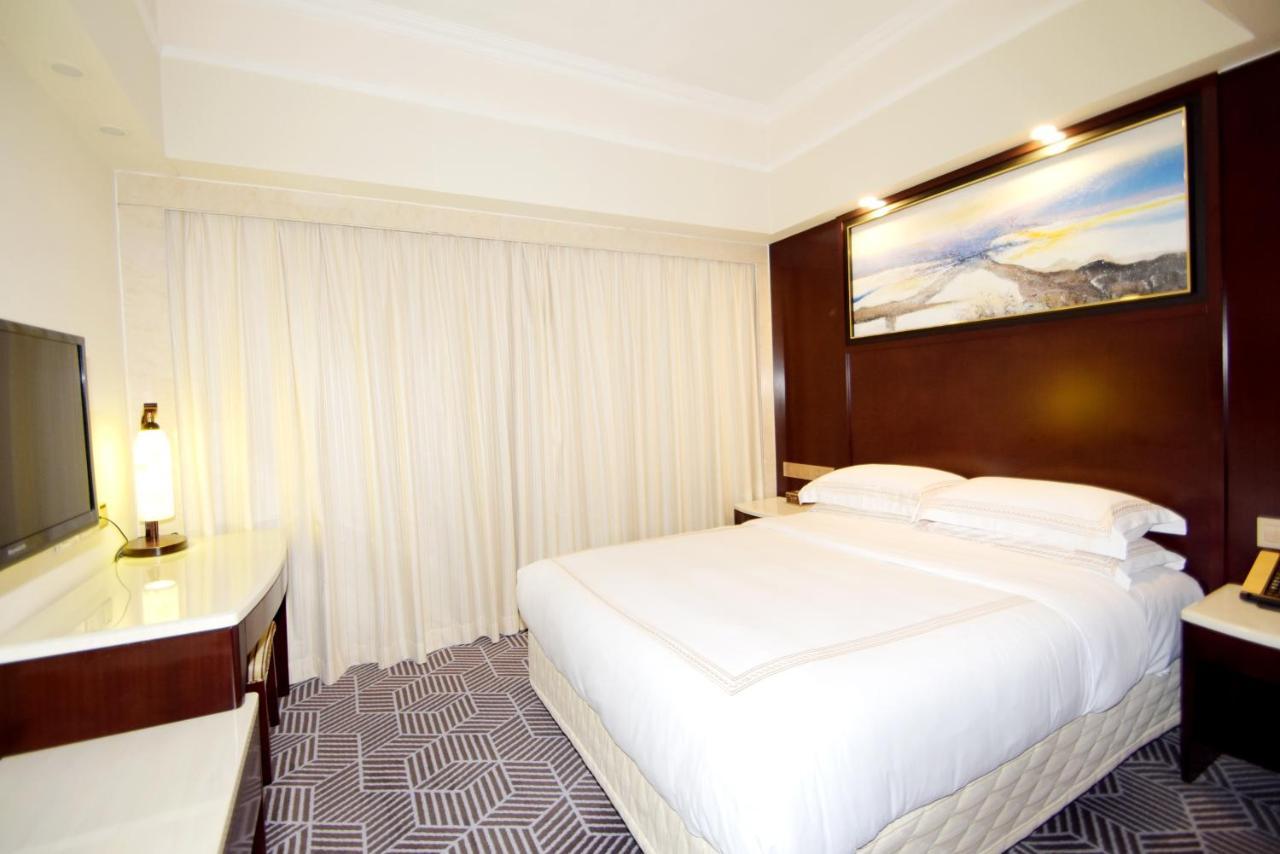 Overseas Chinese Friendship Hotel Guangzhou Buitenkant foto